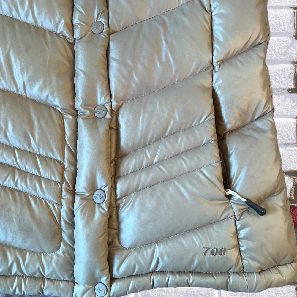 Northface Down Filled Puffer Vest - image 5